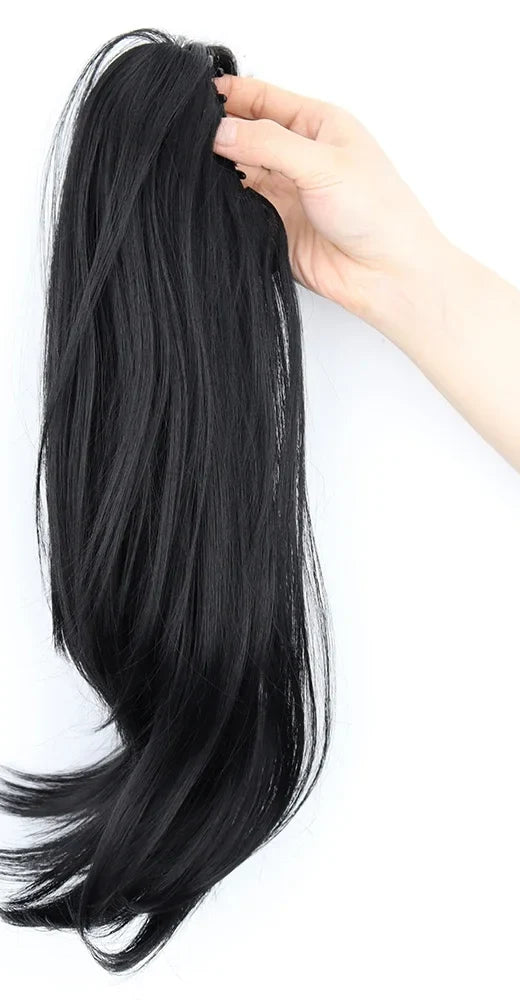 The Claw-Clip Ponytail in Natural Black